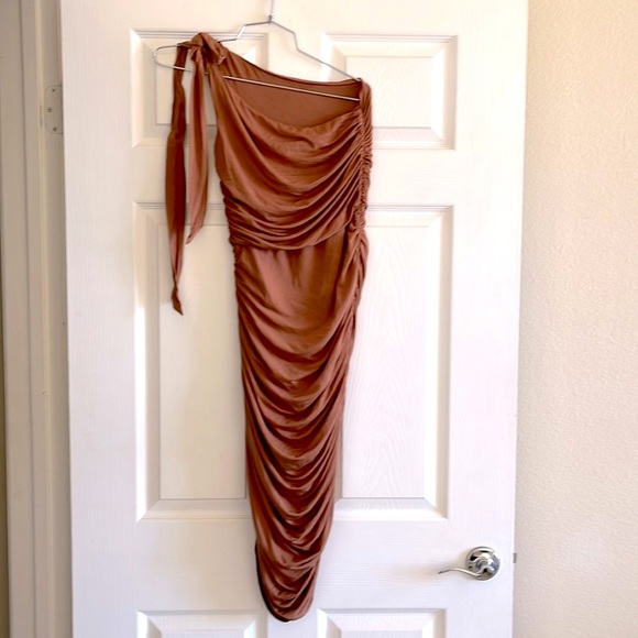 MAJORELLE Montreal Dress in Milk Chocolate - Picture 7 of 9